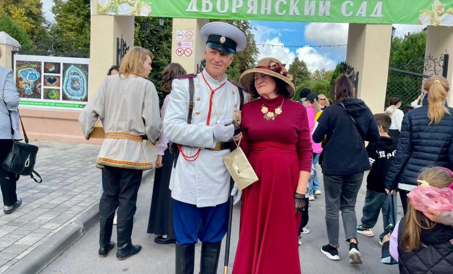В Ельце состоялся фестиваль «Антоновские яблоки»