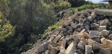 Овраги в Ельце и Елецком районе засыпаны мусором! Проблему не решают!