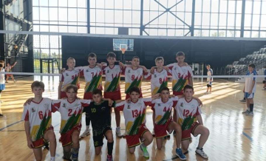 20-21 сентября во Дворце спорта им. А.Петрова прошло открытое первенство спортивной школы №1 по волейболу