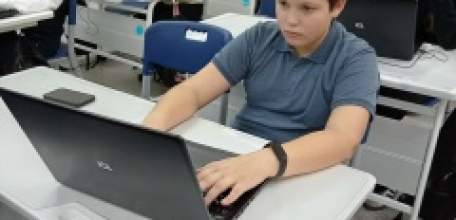 Сегодня более тысячи учеников города Ельца приняли участие в школьном этапе Всероссийской олимпиады школьников по астрономии