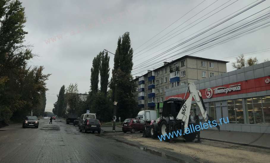 По улице Пушкина можно легко порвать или проколоть колесо!