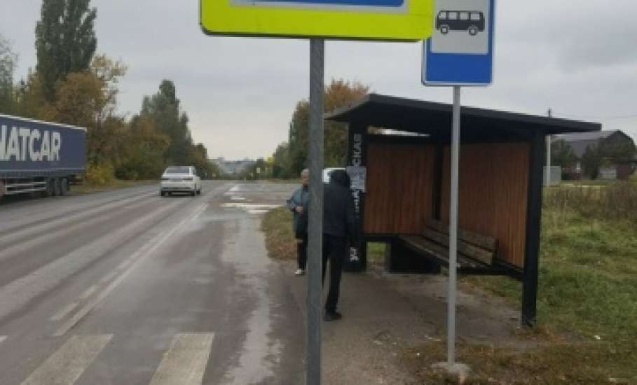 Сотрудники МУП «Елец-Сервис» продолжают работы по благоустройству города