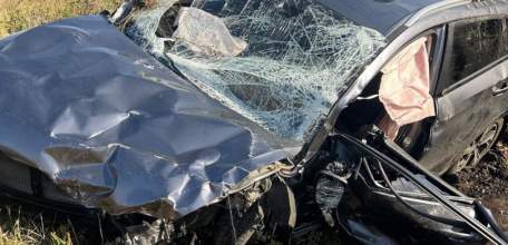 Сотрудники полиции устанавливают обстоятельства смертельного ДТП в Тербунском районе!