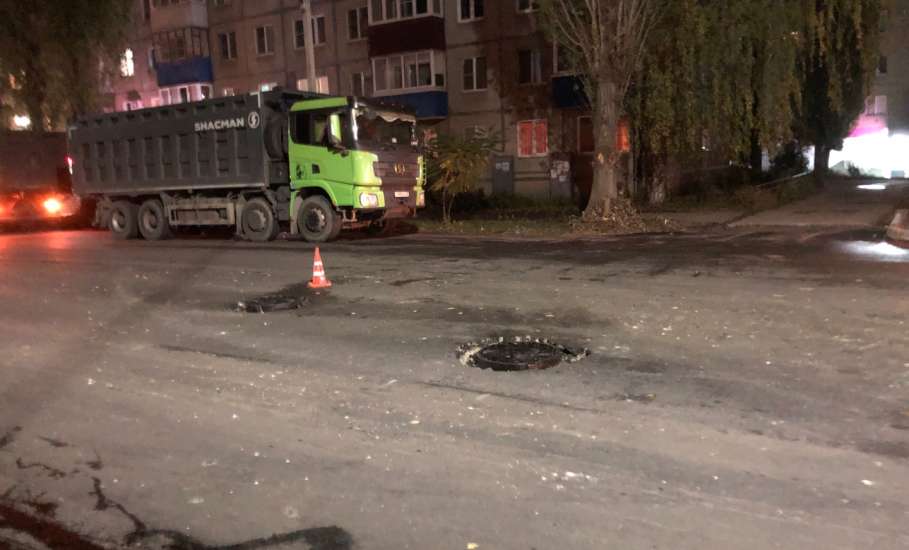 Куда смотрит администрация Ельца?! Ремонт дороги по улице Пушкина делают некачественно!