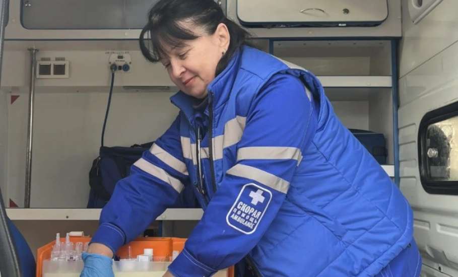 Бригада скорой помощи в Липецком районе спасла жизнь 15-летнему подростку!