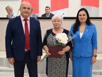 Жители Елецкого района награждены областными наградами