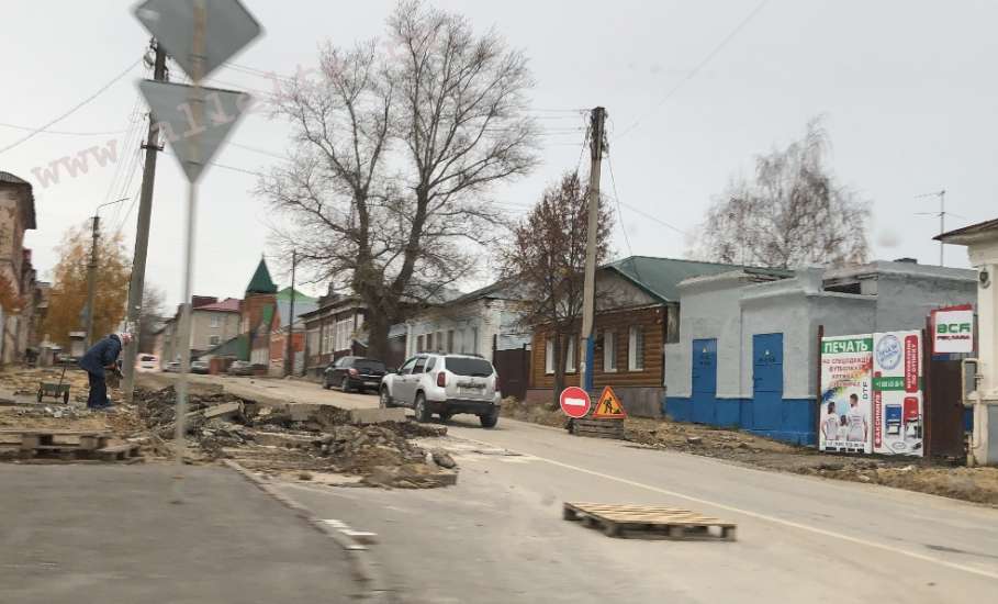 Внимание! В центре Ельца закрыт проезд по улице Ленина!