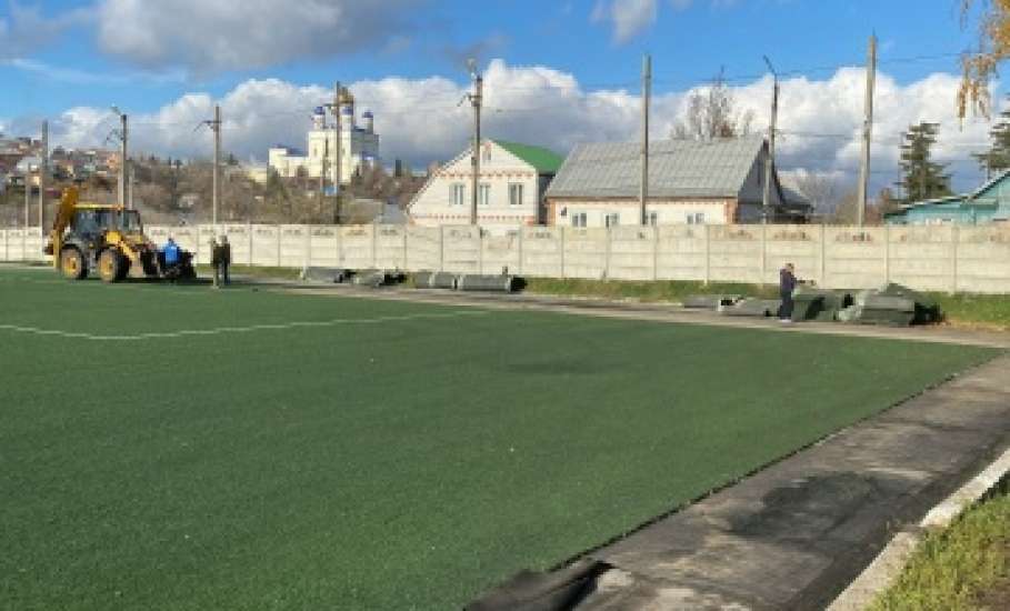 На ФОК «Виктория» в Ельце начались ремонтные работы