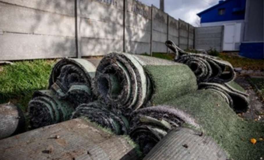 На ФОК «Виктория» в Ельце начались ремонтные работы