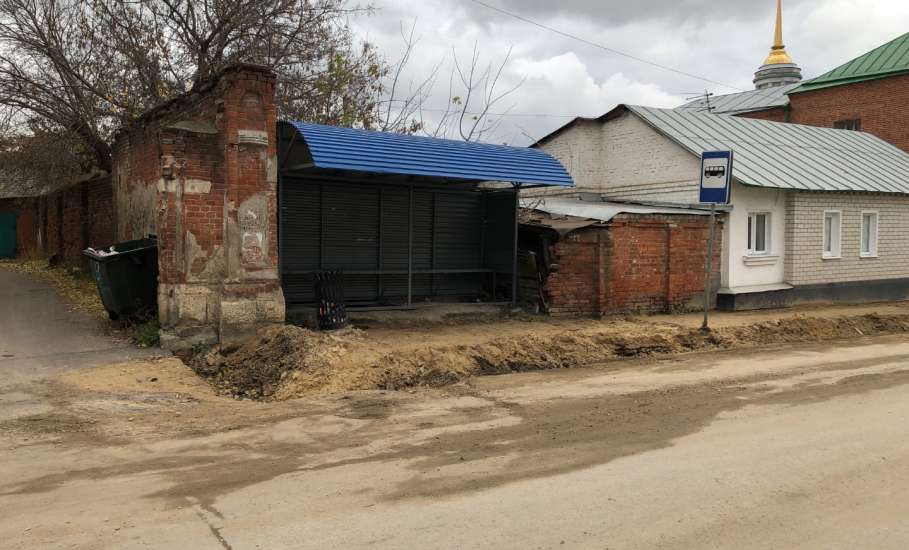 После нашего вчерашнего поста о перекрытии движения участка улицы Ленина в центре города, сегодня спецтехника исчезла вместе со строителями!