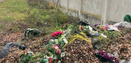 Ольшанское кладбище превратили в помойку по мнению жителя Ельца