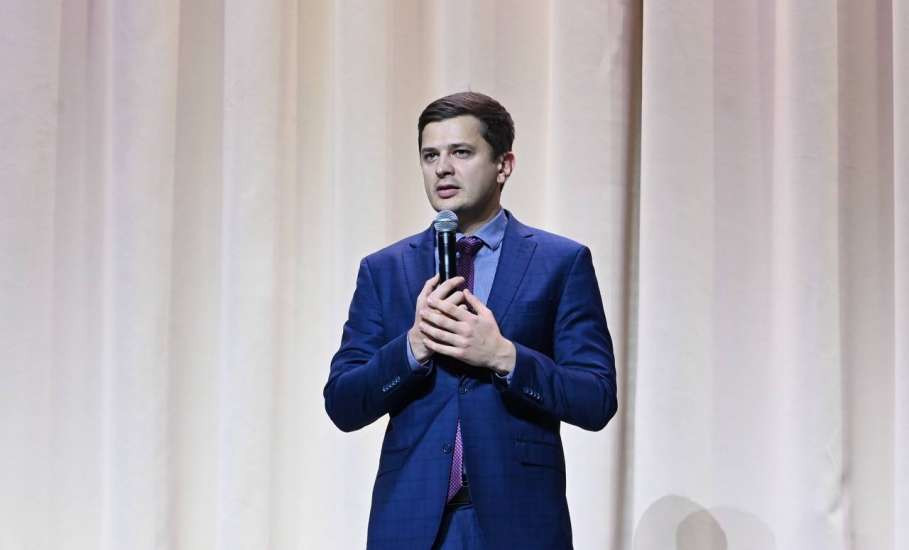 Сегодня в ДК Железнодорожников прошла концертная программа «Во славу единства», посвящённая Дню народного единства