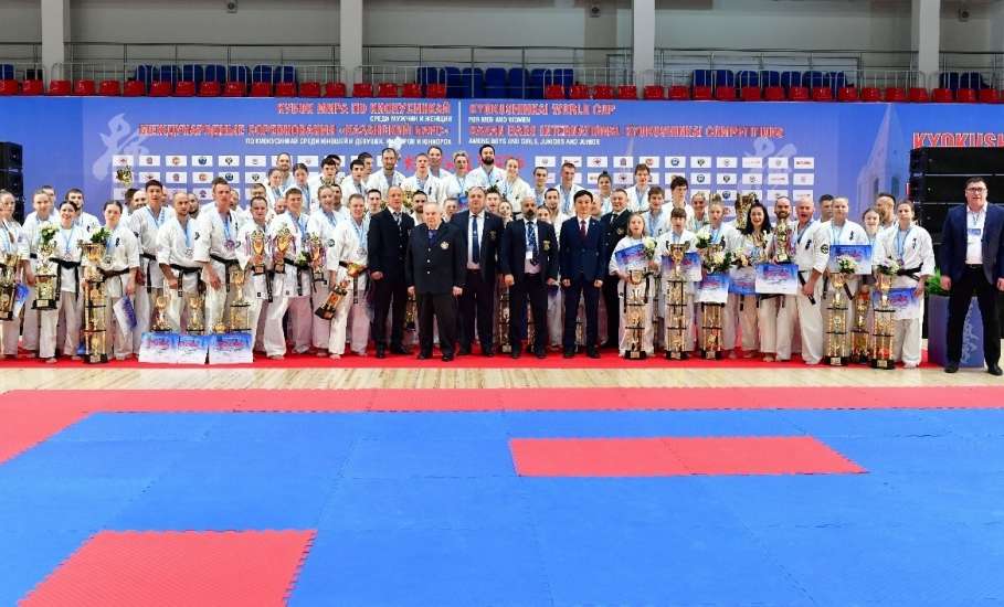 СТЕПАН ГАВРИЛЕНКО - БРОНЗОВЫЙ ПРИЗЕР КУБКА МИРА ПО КИОКУСИНКАЙ!