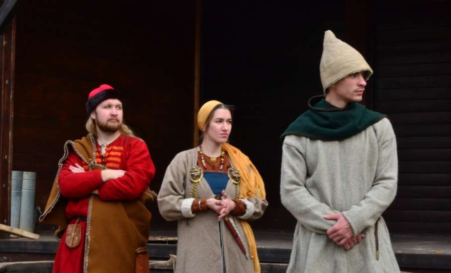 Межрегиональный фестиваль исторической реконструкции «Старый город» состоялся 3 ноября в Петровском парке