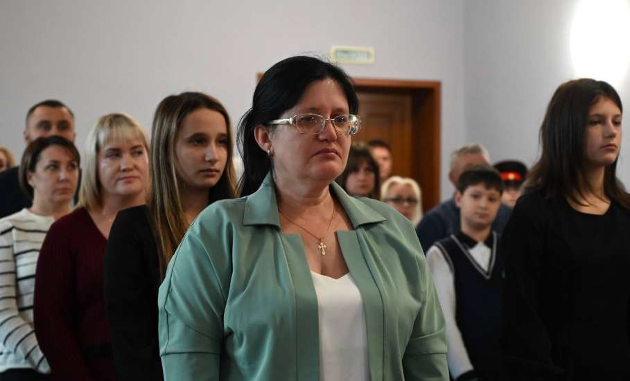 В администрации Ельца состоялась торжественная церемония вручения государственных наград Героям города Воинской Славы Ельца. (посмертно)