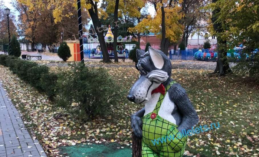 Пенсионер поколотил чужую машину деревянной палкой в Измалковском районе!