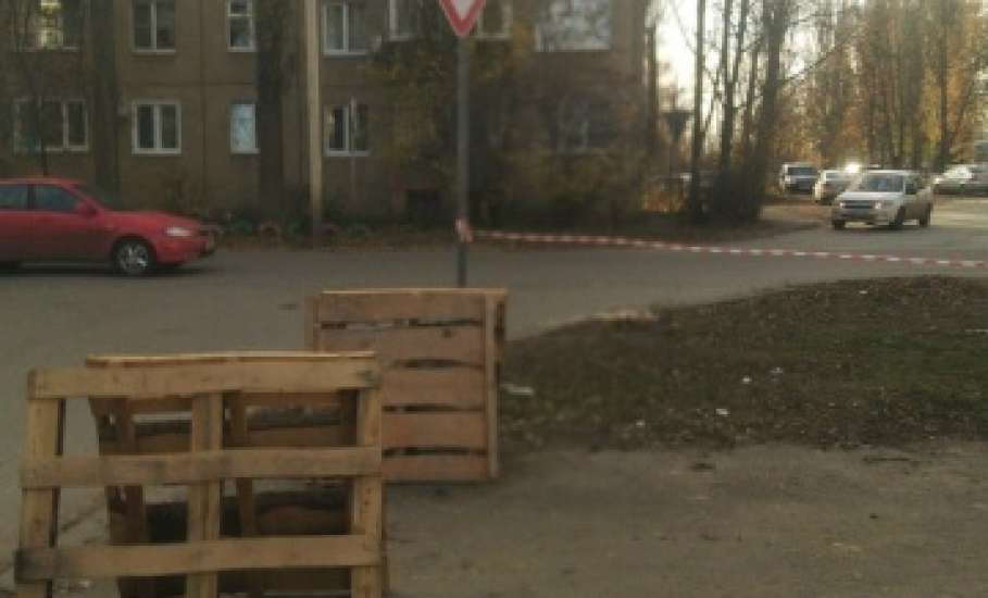 Сотрудники МУП «Елец-Сервис» продолжают работы по благоустройству города