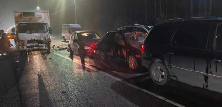 В Елецком районе в столкновении пяти автомобилей пострадал один из водителей!