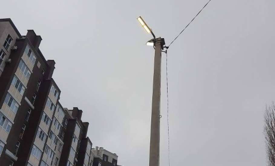 В Ельце продолжается восстановление уличного освещения