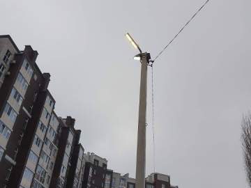 В Ельце продолжается восстановление уличного освещения