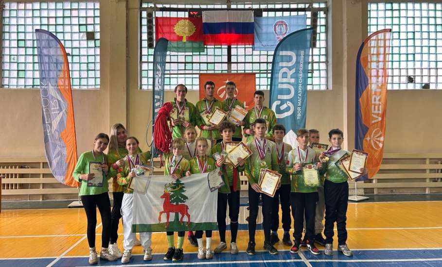 В Ельце прошли соревнования по спортивному туризму
