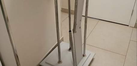 Неадекват буянил в поликлинике Ельца. Поймали