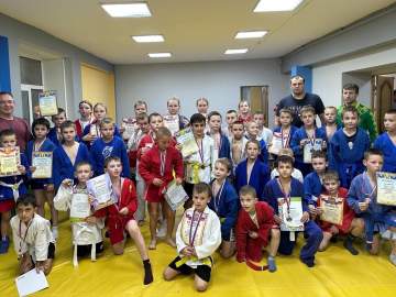 ПЕРВЕНСТВО ШКОЛЫ ПО САМБО, ПОСВЯЩЕННОЕ ВСЕРОССИЙСКОМУ ДНЮ САМБО прошло в Ельце
