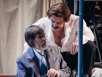 Афиша драмтеатра «Бенефис» в Ельце на эту неделю