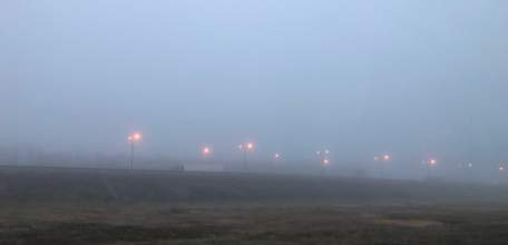 МЧС России: в ближайшие 2-4 часа с сохранением в течение дня ожидается усиление южного ветра порывами до 17 м/с!