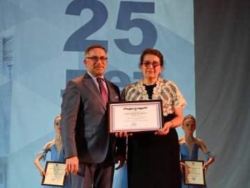 Сегодня отмечали 25-летие ЕГУ им. И.А. Бунина в статусе классического университета и День преподавателя высшей школы