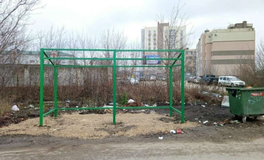 В Ельце появились новые контейнерные площадки