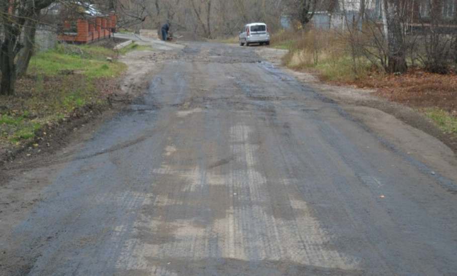 Работы в Ельце по ямочному ремонту на ул.Допризывников завершены