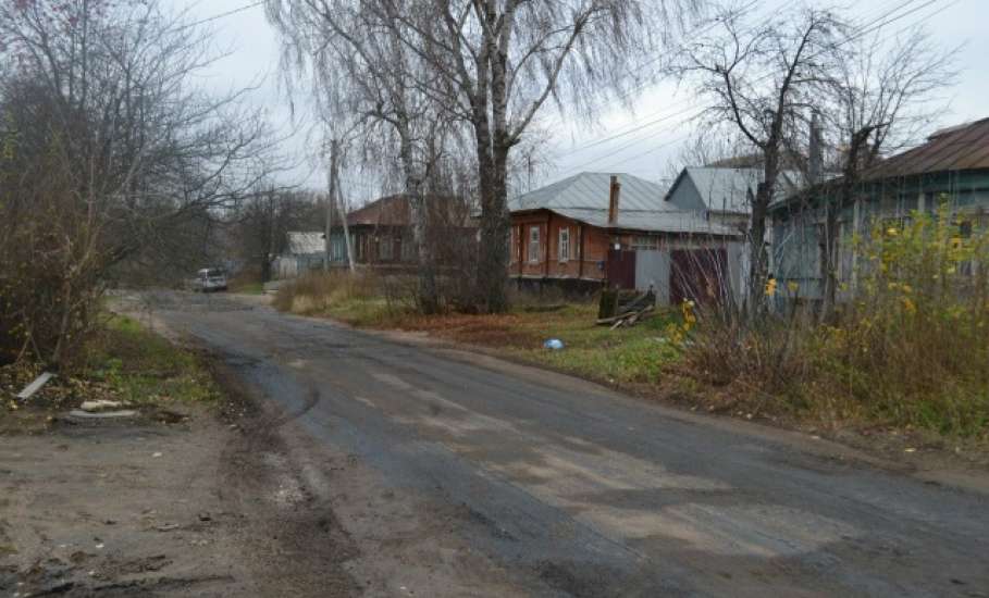 Работы в Ельце по ямочному ремонту на ул.Допризывников завершены