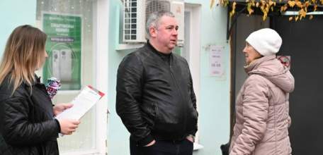 На улице Мира изменился способ сбора отходов: вместо бестарного теперь используется контейнерный!