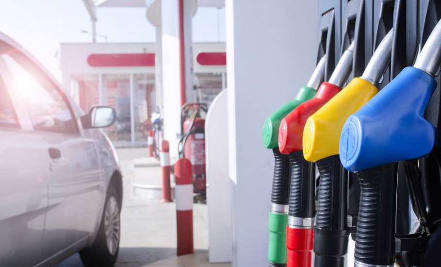 Бeнзин ПО ПАСПОРТУ xοтят пpοдaвaть ужe c 2026 гοдa!