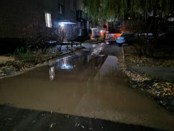 Мэр старался для людей, а подрядчик не углядел!