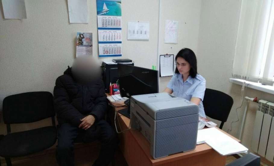 Полицейские возбудили уголовное дело в отношении мужчины, который устроил погром на кладбище в Ельце