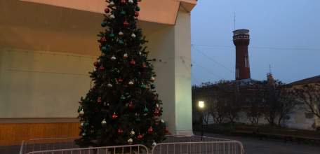 Регионы РФ получат 14 млрд рублей на повышение зарплат бюджетникам