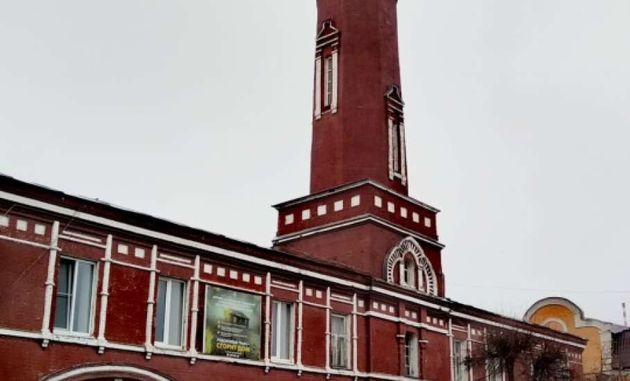 Воспитанники детсада №34 совершили экскурсию на пожарную каланчу Ельца