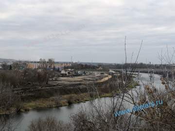 Елец преображается! Вчера снова начали благоустраивать набережную реки Сосны!