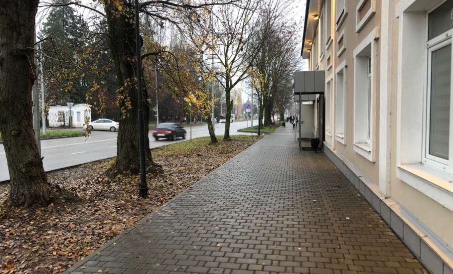 69-летняя женщина украла в Ельце из сумочки 5000 рублей!