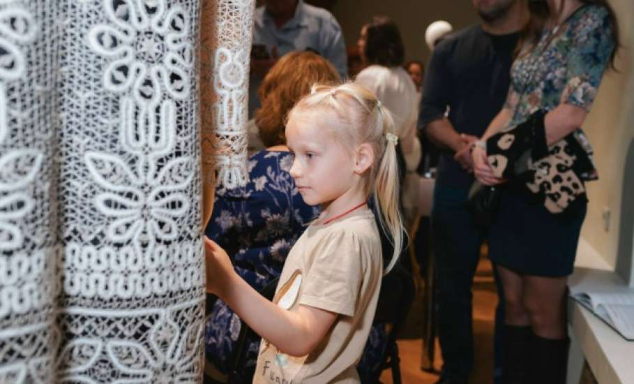 В рамках праздника «Кружевная история Екатерины Борисовой» прошли дефиле и открытие выставки Елецкого кружева