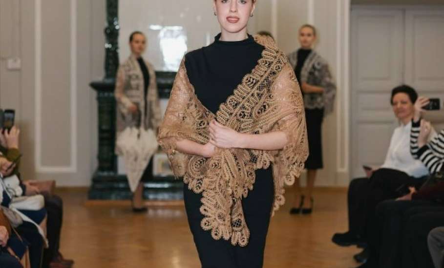 В рамках праздника «Кружевная история Екатерины Борисовой» прошли дефиле и открытие выставки Елецкого кружева