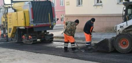 У администрации Ельца завершено асфальтирование дороги