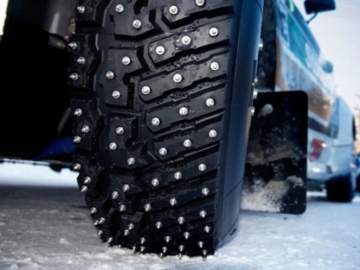 С 1 декабря запрещено использование автомобиля без зимних шин!