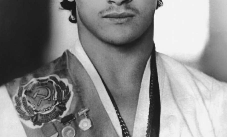 Сегодня свой день рождения отмечает Н. А. Курбаев первый елецкий чемпион мира по борьбе самбо!