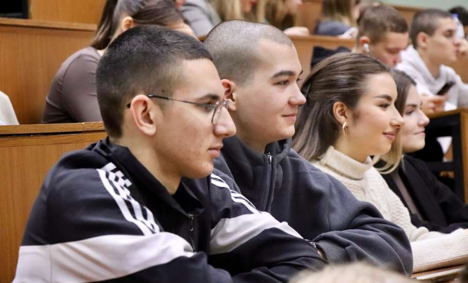 Специалисты Липецкого областного Центра инфекционных болезней побывали в ЕГУ имени И.А. Бунина