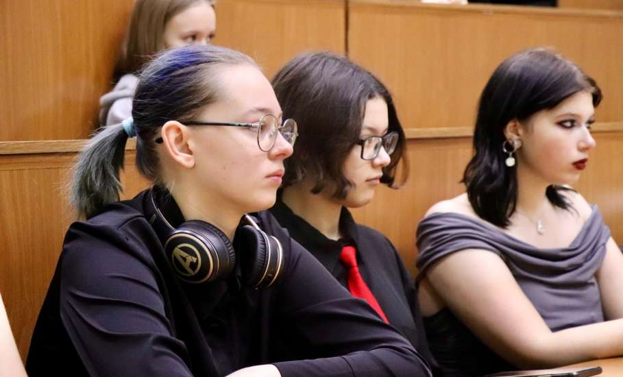 Специалисты Липецкого областного Центра инфекционных болезней побывали в ЕГУ имени И.А. Бунина