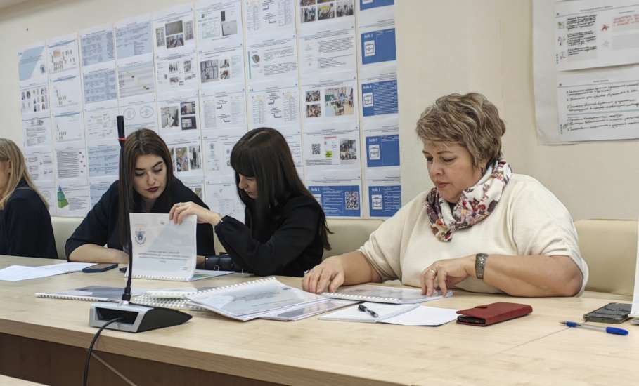 Представителей муниципальных образовательных организаций города Ельца обучали в Липецке бережливым технологиям