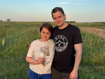 Вячеслав Жабин: «Они растят детей, вкладывают в них душу и сердце, создают уют и тепло в доме, дарят любовь и поддержку.»